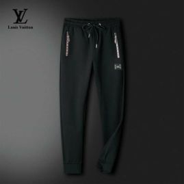Picture of LV SweatSuits _SKULVM-3XL25cn8029220